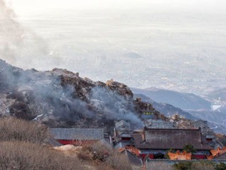 泰山天气预报15天，登山前必看的出行指南