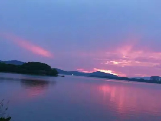 无锡的天空，一半是温柔，一半是畅快